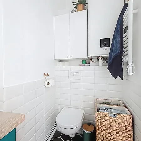 Fully-equipped Cosy Nest In Paris